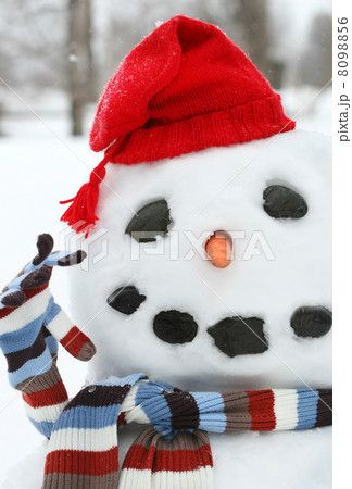 Smiley face snowman 8098856