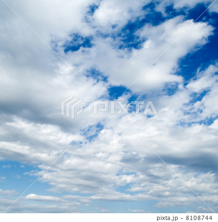 Blue sky 8108744