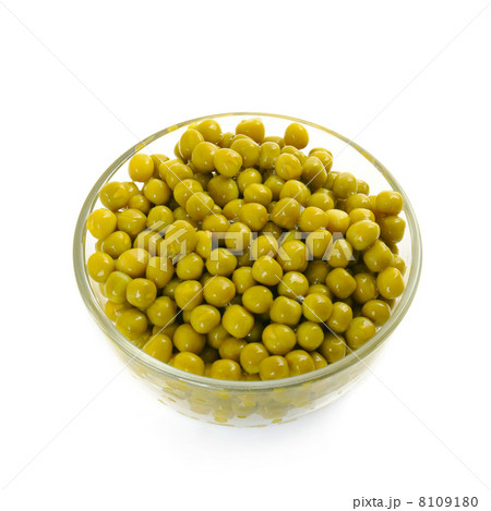 Canned green pea 8109180