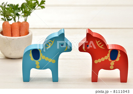 午年の年賀状素材 午年の年賀状素材 8111043