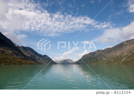 Lake Gjende at Jotunheimen National Park ( Norway) Lake Gjende at Jotunheimen National Park ( Norway) 8113154