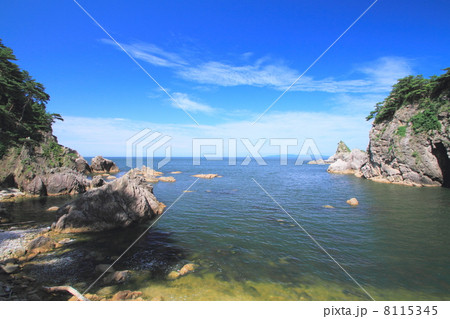夏の笹川流れ 8115345