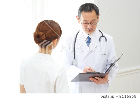 医者と看護婦 8116859