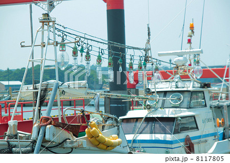 イカ釣り漁船 マリンライト 集魚灯の写真素材