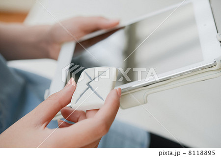 タブレットとメール タブレットとメール 8118895