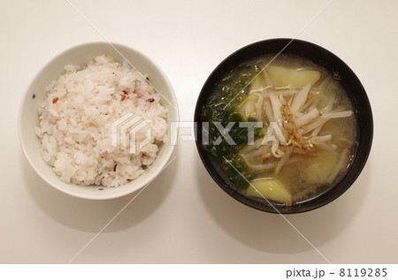 ご飯とみそ汁 ご飯とみそ汁 8119285
