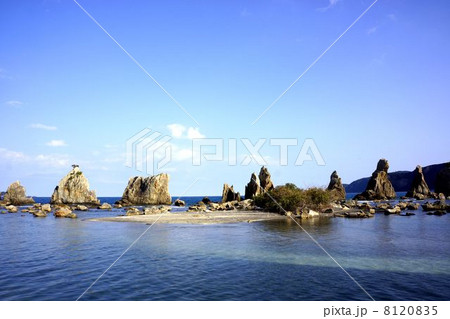 煌めきの橋杭岩 8120835