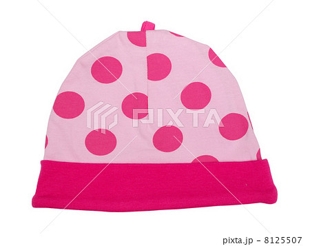 Pink baby hat with polka dots 8125507