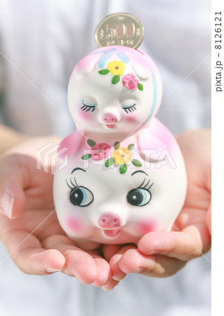 豚の親子の貯金箱 8126121