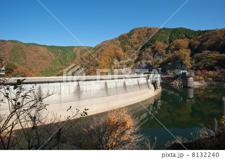 秋の矢作ダム 8132240