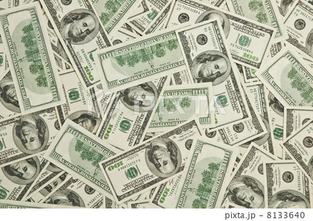 dollars 8133640