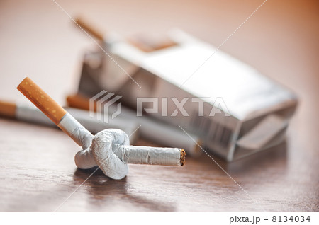 cigarette 8134034