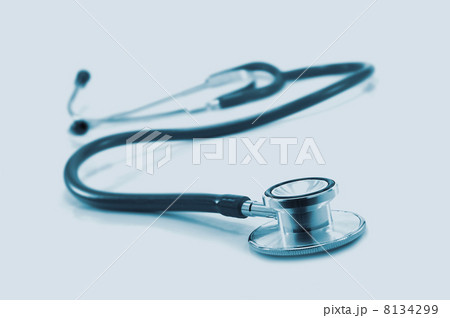 stethoscope 8134299
