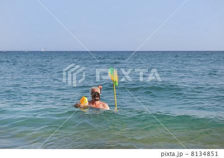 Funny snorkeing Funny snorkeing 8134851