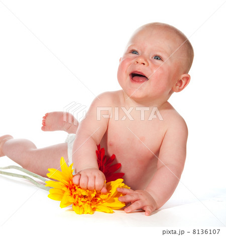 Adorable smiling happy baby Adorable smiling happy baby 8136107