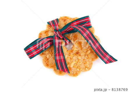 Christmas wreath with decorative ribbon 8138769