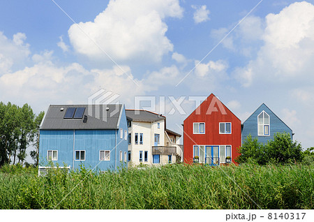 Energy saving house 8140317