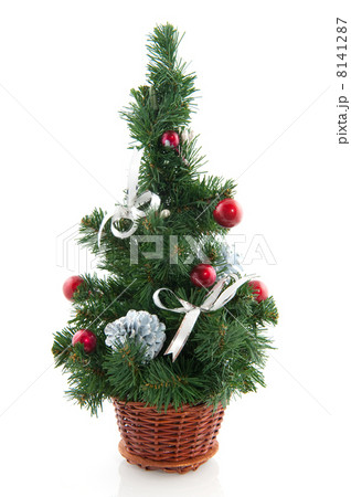 Cheerful christmas tree Cheerful christmas tree 8141287