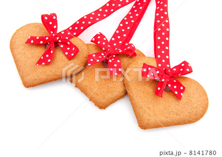Baked gingerbread hearts Baked gingerbread hearts 8141780