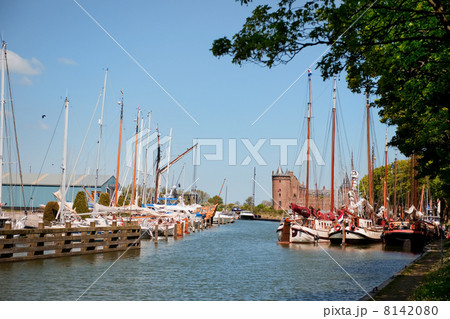 Village in Holland with harbor and castle Village in Holland with harbor and castle 8142080