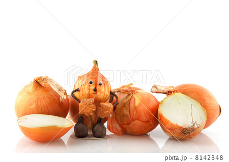 Onions with funny doll 8142348