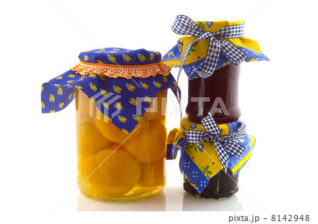 Preserved fruit 8142948