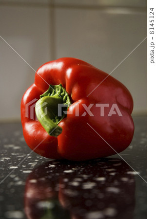 red paprika 8145124