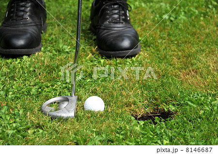 Hole in one Hole in one 8146687