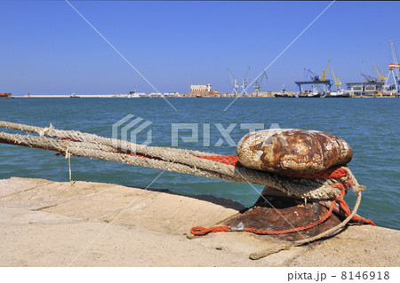 sea harbor 8146918