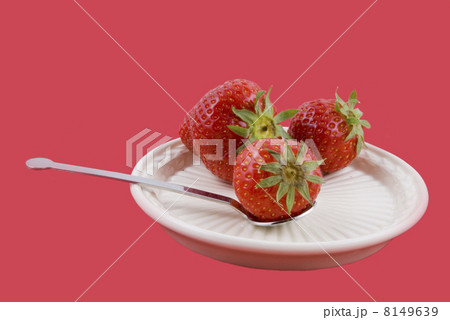 strawberries 8149639