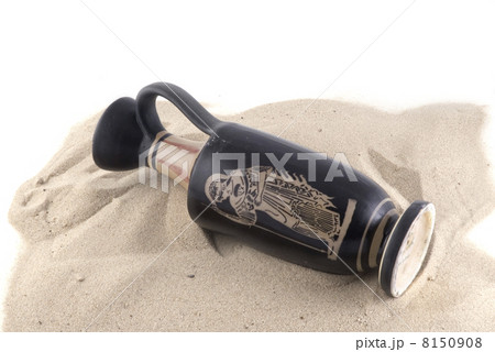 Old Greek vase 8150908