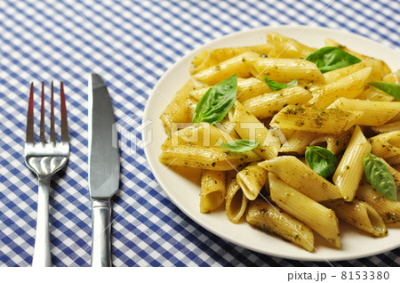 Pasta with pesto sauce Pasta with pesto sauce 8153380