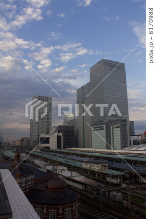 KITTEの展望台から見た東京駅 8170988