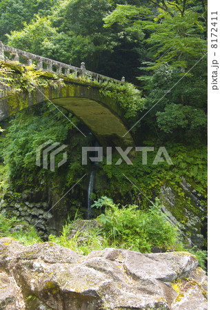高千穂峡の神橋 8172411