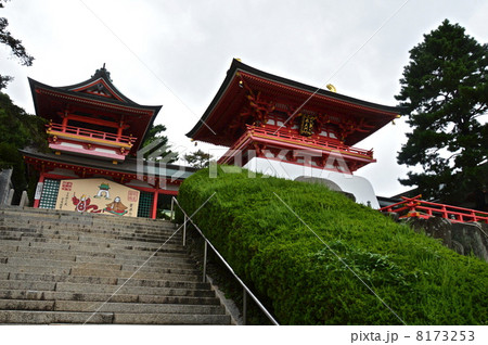 赤間神宮の「水天門」（山口県下関市阿弥陀寺町） 8173253