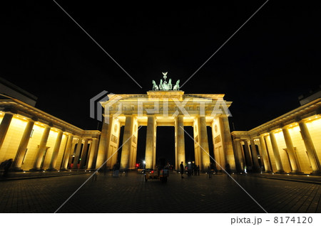 ベルリンのフランデンブルク門 ベルリンのフランデンブルク門 8174120
