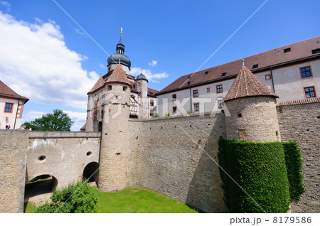 ドイツ　ヴュルツブルク　マリエンベルク要塞 8179586