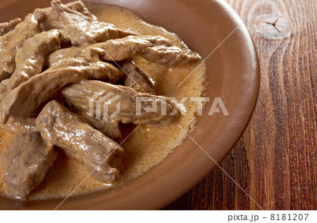Beef Stroganoff closeup Beef Stroganoff closeup 8181207