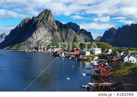 ロフォーテン諸島 レイネの景色 ロフォーテン諸島 レイネの景色 8182089