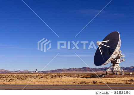 VLA - アメリカ国立電波天文台  8182196