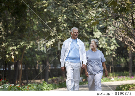 Business executives talking on a mobile phone 8190872