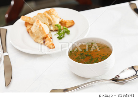 chicken broth chicken broth 8193841