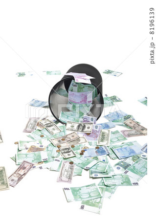 money on floor from can money on floor from can 8196139