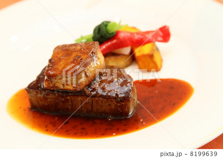 メインディッシュ 8199639