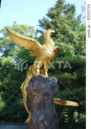 金色の鳳凰像の写真素材 [8202559] - PIXTA
