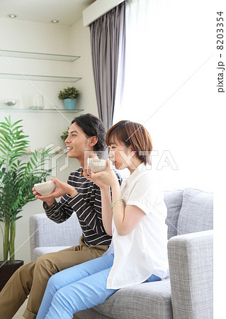 新婚夫婦 8203354