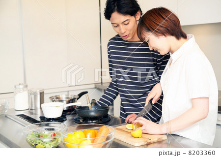 新婚夫婦 8203360