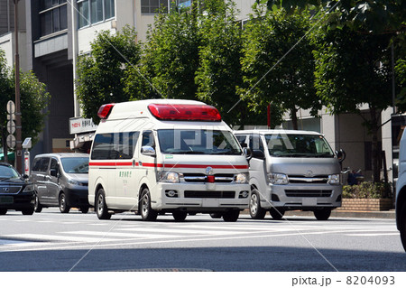 救急車走行シーン 救急車走行シーン 8204093
