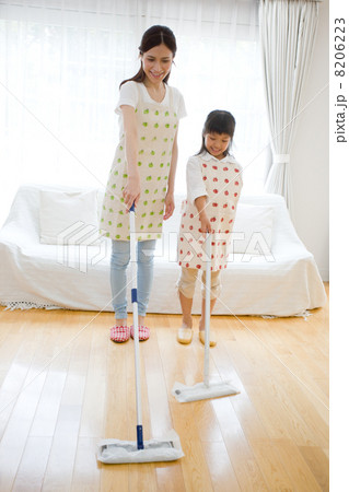 親子で掃除 親子で掃除 8206223