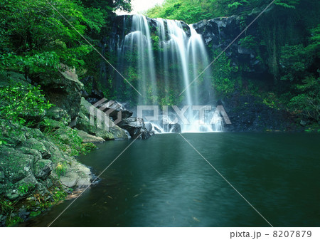 Chunjeyun falls 8207879